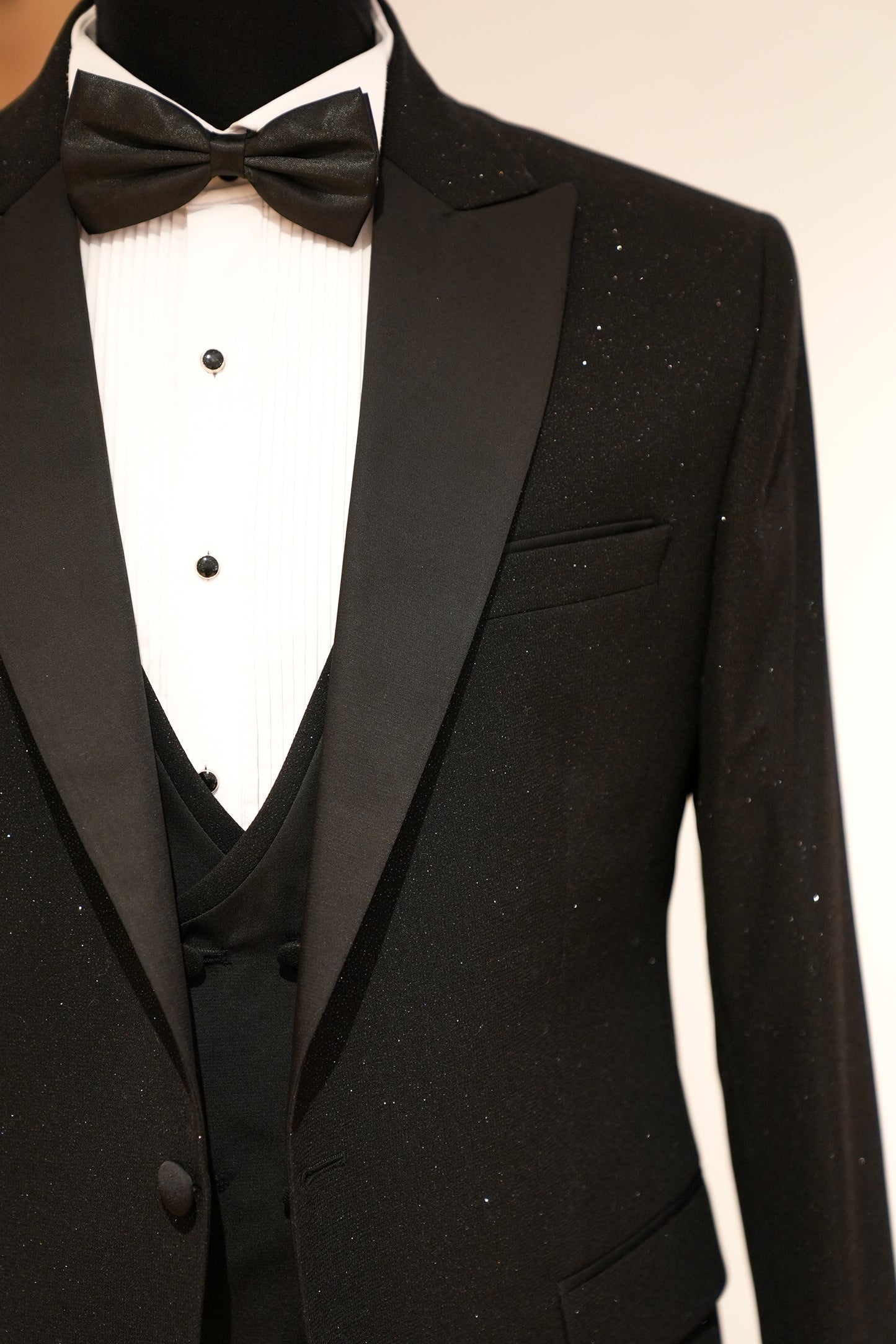 SPARKLE BLACK TUXEDO SUIT