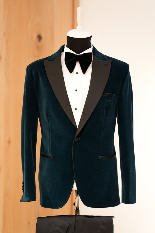 VELVET DARK GREEN TUXEDO SUIT