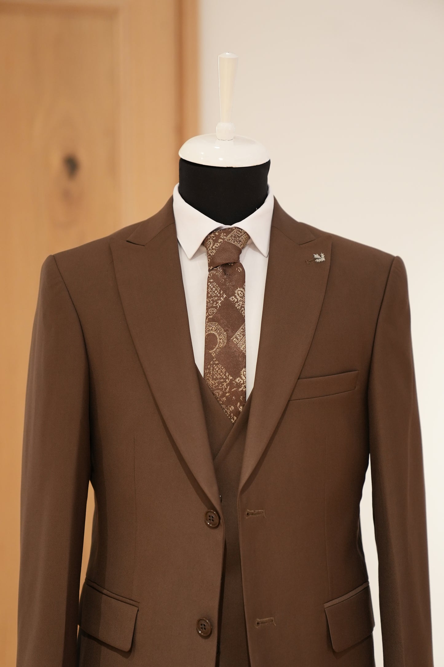 DARK BROWN SLIM SUIT