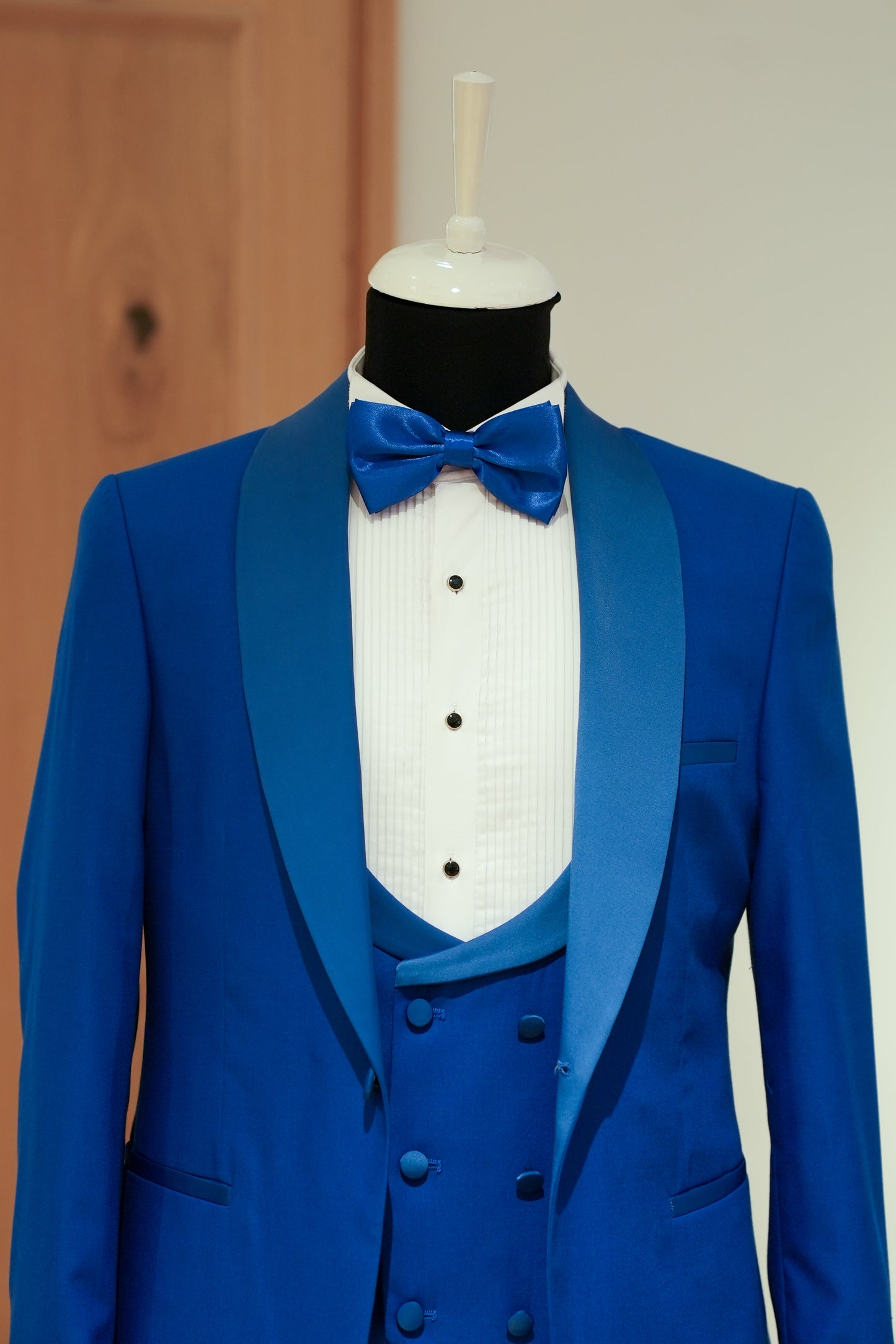 BASIC SLIM BLUE TUXEDO SUITS