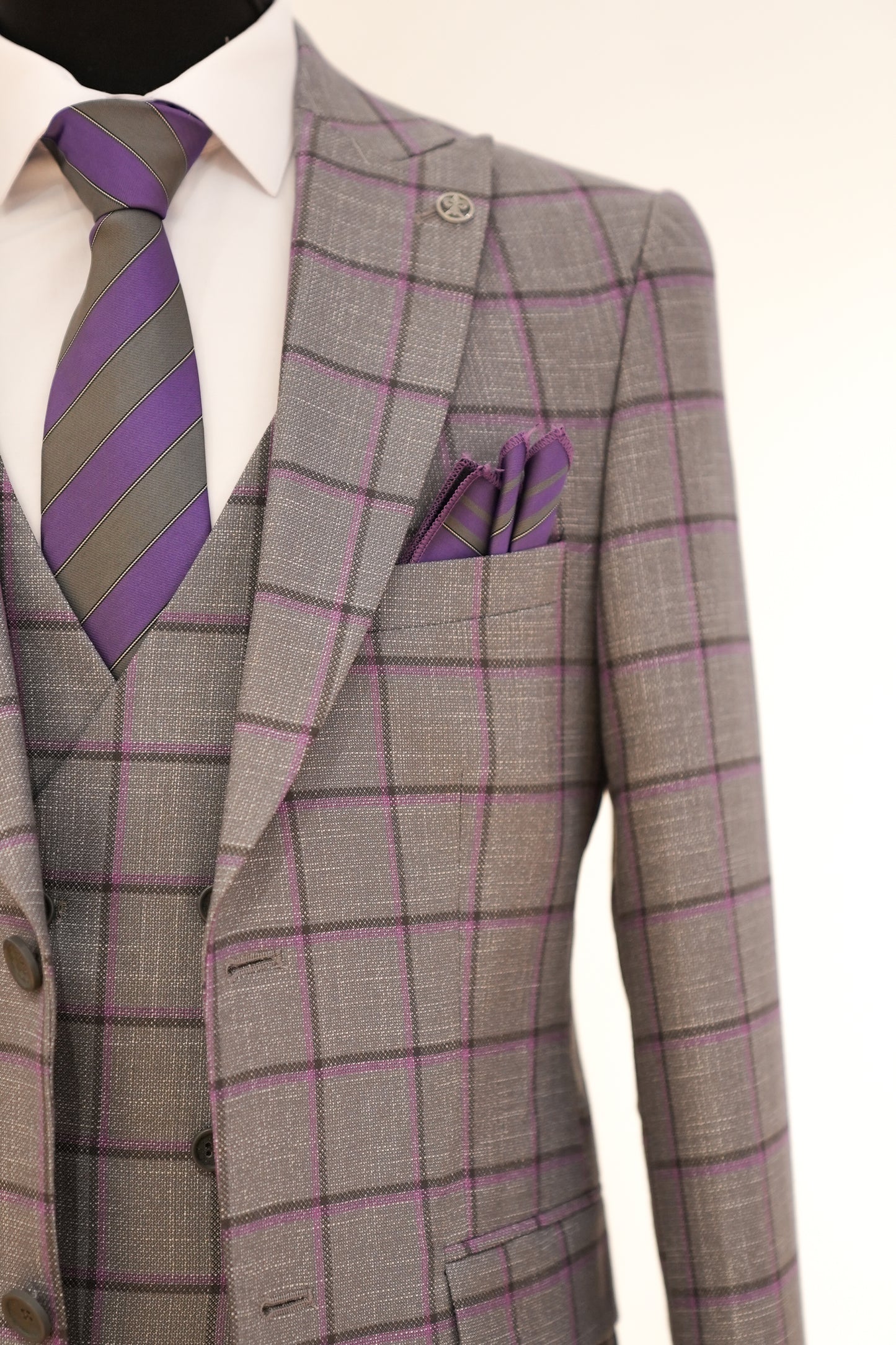 MID GRAY CHECKED SLIM SUIT